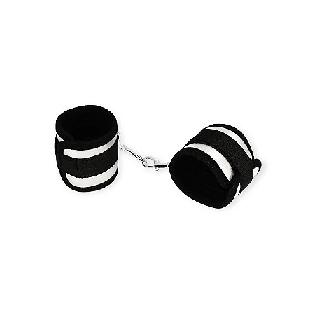 Algemas em Cetim com Mosquetão Struggle My Handcuff - Lovetoy