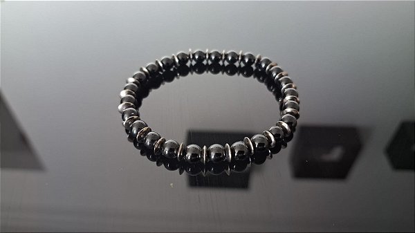 Ônix com Chapas de Hematita