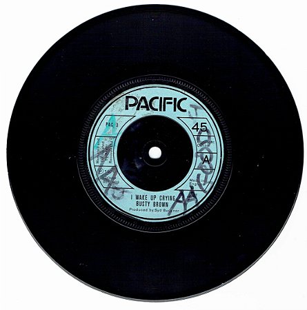 BUSTY BROWN - I WAKE UP CRYING