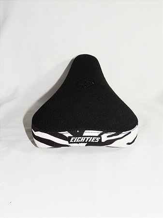 BANCO PIVOTAL EIGHTIES ANIMALIEAT