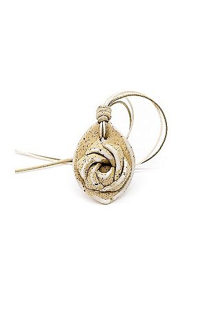 Colar Difusor de Aroma Pessoal - Rosa Flor