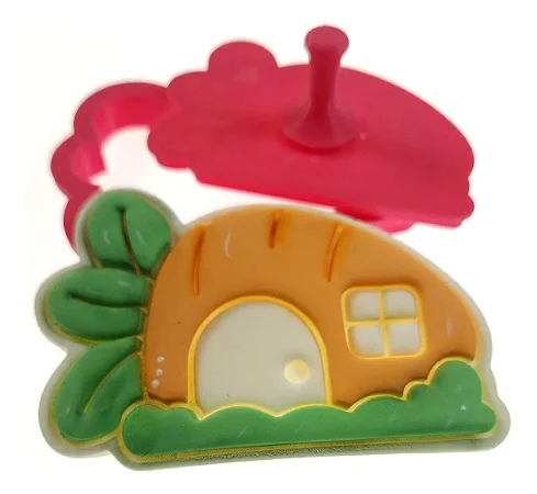 Cortador de Biscoito: Casa de Cenoura - 9,0 x 6,0 cm