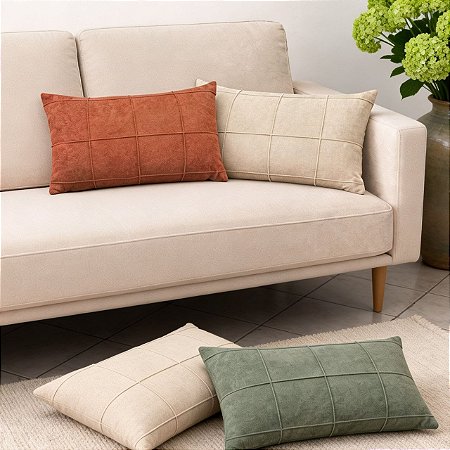 CAPA RETANGULAR BAGUETE DRAPEADA BOUCLE CORES 30X50CM