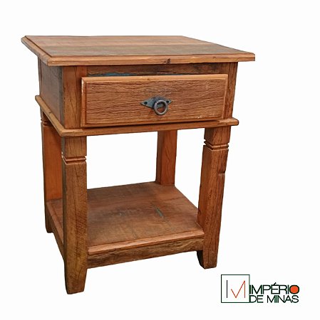 Mesa de cabeceira