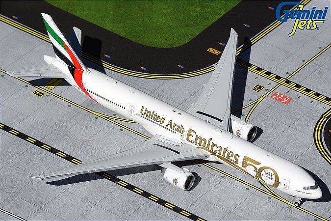 Gemini Jets 1:400 Emirates Boeing 777-300ER "50th Anniversary"