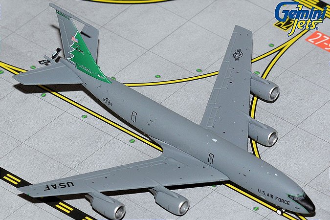 Gemini Jets 1:400 United States Air Force Boeing KC-135R Stratotanker "Maine ANG"