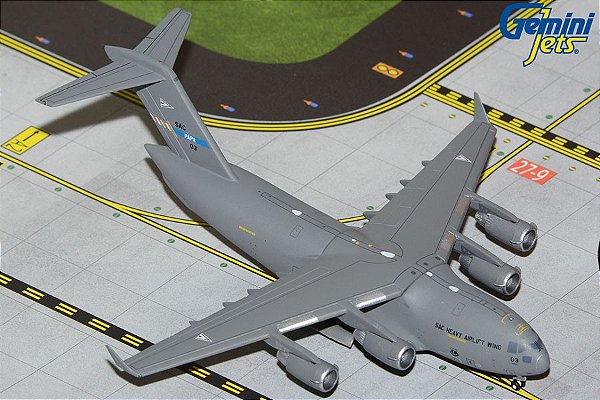 Gemini Jets 1:400 NATO/Pápa Air Base Boeing C-17 Globemaster III "Strategic Airlift Capability"