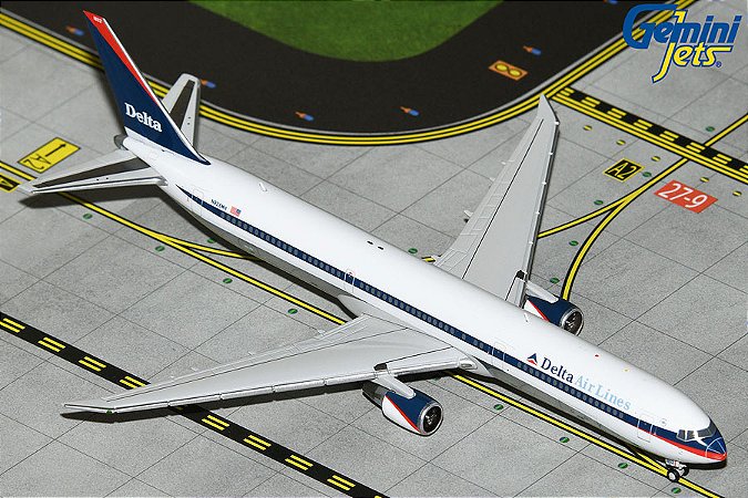 Gemini Jets 1:400 Delta Air Lines Boeing 767-400ER Interim Livery