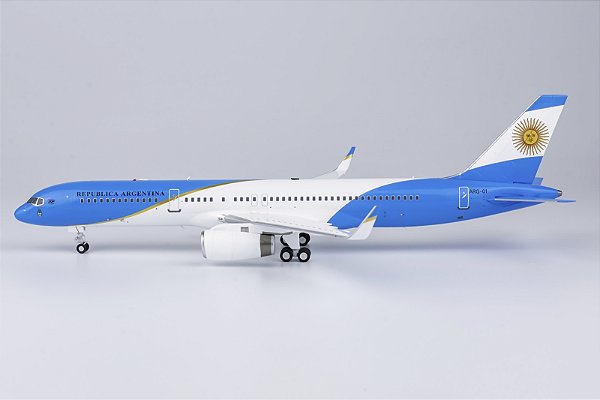 NG Models 1:200 Força Aérea Argentina Boeing 757-200