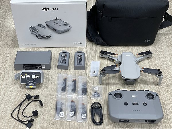 Drone DJI Mini 2 Fly More Combo (Usado)