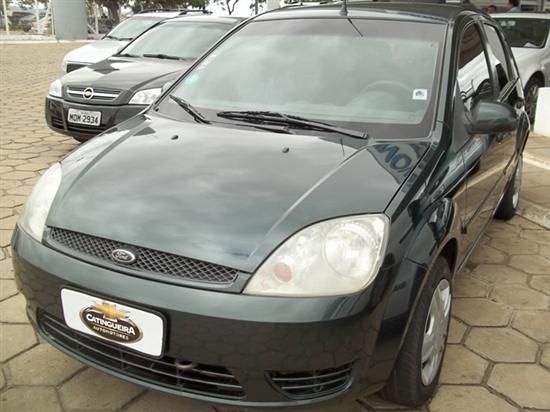 Fiesta Hatch 2003 R$ 14.900,00