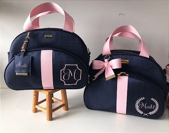 Kit Maternidade Bolsa Média e Bolsa Pequena Sintético azul marinho com faixa rosa bebê