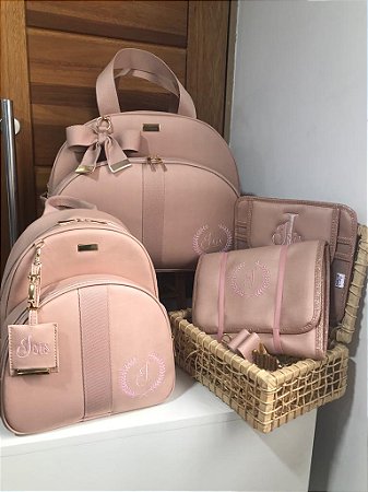 Kit Maternidade Bolsa Grande e Mochilinha baby P e acessórios do bebê Sintético Rose com faixa nude