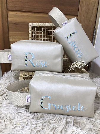 Necessaire Box Bordada