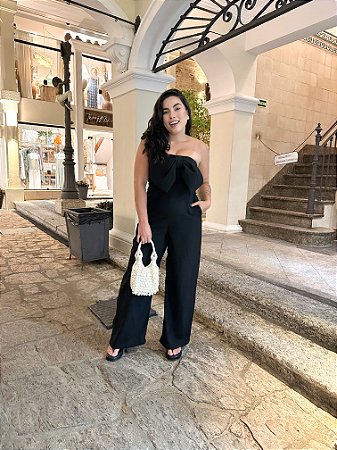 Macacão preto laço TAM 40