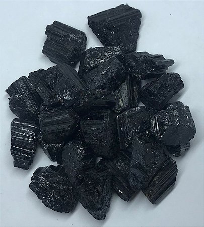 Turmalina Negra Bruta P - Proteção energética e espiritual