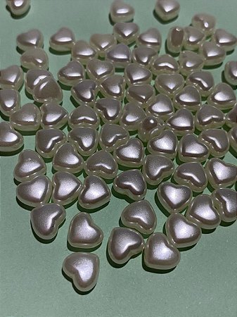 Coração Passante 8mm perolado 60 unidades
