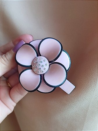 Prendedor Flor Rosa Borda Preta