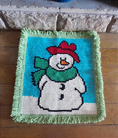 Tapete Arraiolo Boneco de Neve 45x48cm