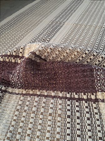 Tapete Algodão Fio de Malha Tear Diamante Cru e Lilás 0,70x1,50m