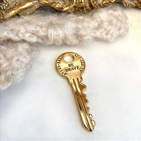 Pingente Key Dourado