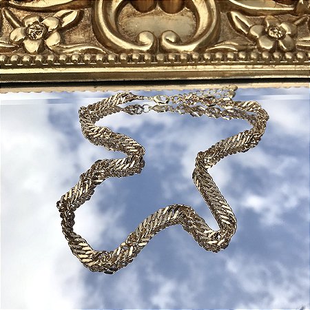 Colar Twisted Dourado