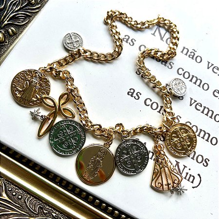 Colar Mix Pingentes Medalhas
