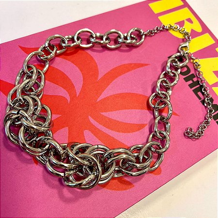 Colar Argolas Entrelaçadas Prateado