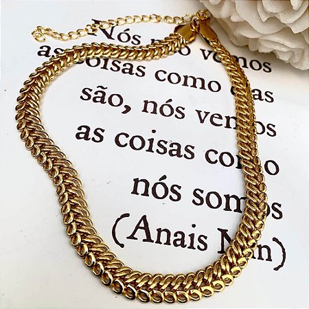 Choker Elos Costurados Dourado