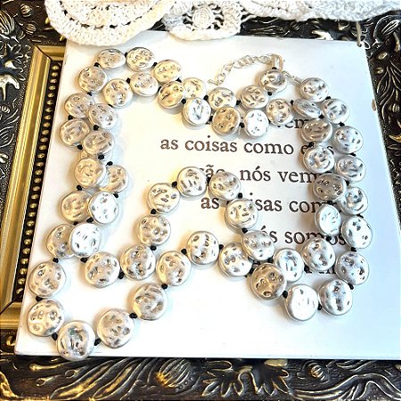 Colar Coins Textura Prateado Fosco