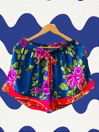 Shorts Rosas Barrado Vermelho
