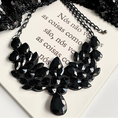 Colar Gola Pedras Preto