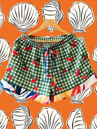 Shorts Acerolas Barrado Flores