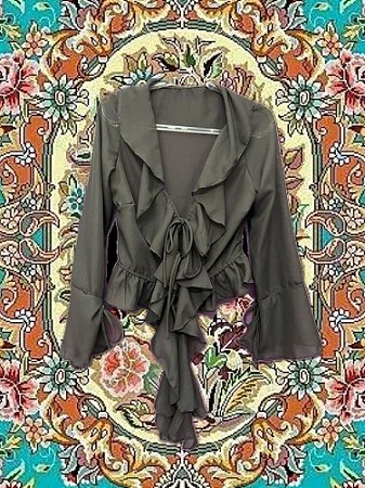 Blusa Preta Romantic Vibes