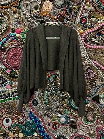 Bolero Capuz Preto