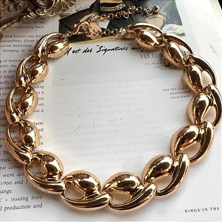 Colar Dourado Vírgulas Fat