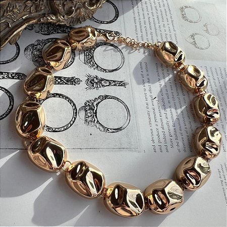 Colar Pingentes Orgânicos Dourado