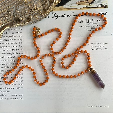 Colar Pingente Cristais Coral