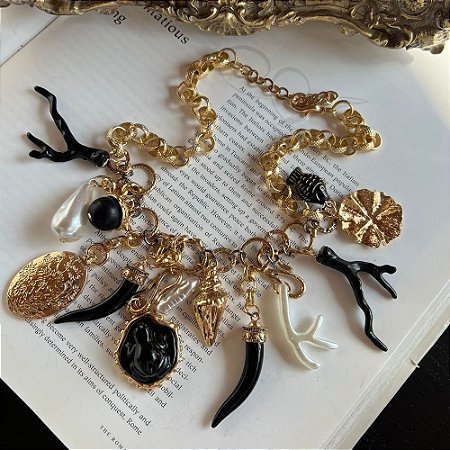 Colar Elos Coral Black