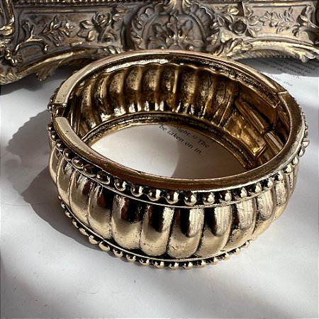 Bracelete Gomos Esferas Dourado