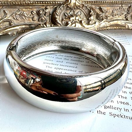 Bracelete Abaulado Distorcido Prateado