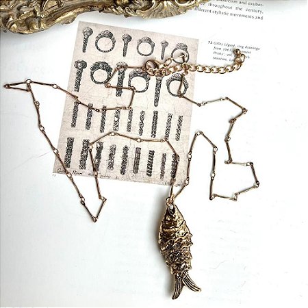 Colar Pingente Peixe Dourado