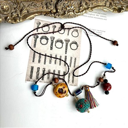 Colar Fio Boho Marrom