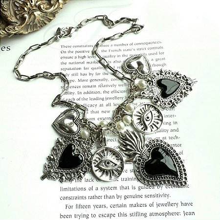 Colar Corações Esmaltados Preto