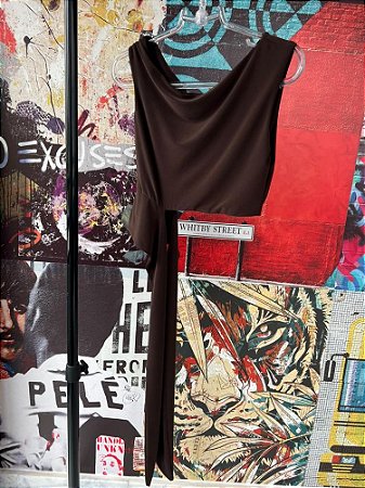 Blusa Faixa Lateral Marrom
