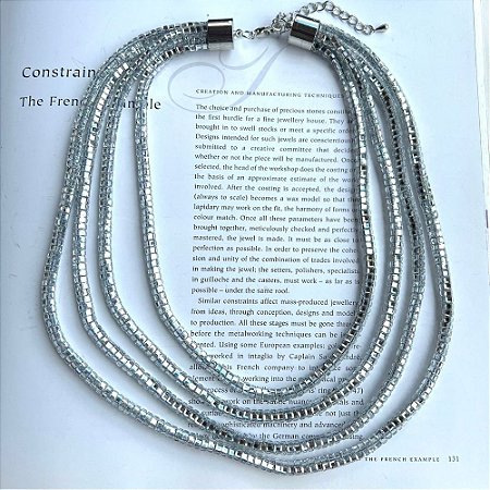 Colar Quatro Fios Malha Prateado