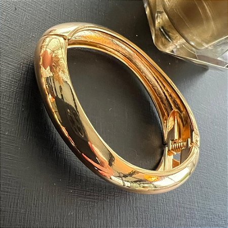 Bracelete Fino Ondulado Dourado