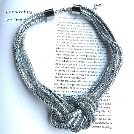 Colar Nó Vidrilho Prateado