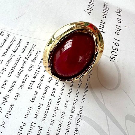 Anel Vermelho Resina Dourado