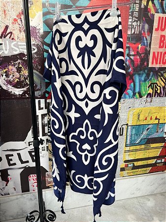 Pareô Arabesco Azul Marinho